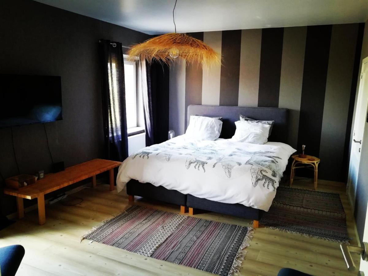 Le Repos Du Gorille Bed and Breakfast Jalhay Exteriör bild